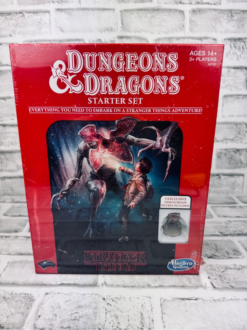 Hasbro Stranger Things Dungeons & Dragons Starter Set E3702 Sealed Never Used